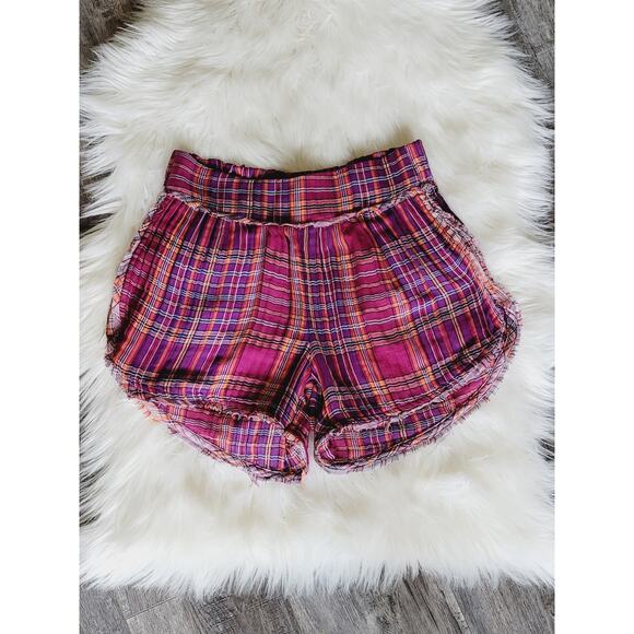 NEW Anthropologie Gingham Gauzy Shorts - Medium - Picture 4 of 9